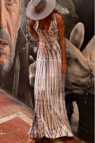 Naomy – Buntes Maxikleid mit fließender Silhouette